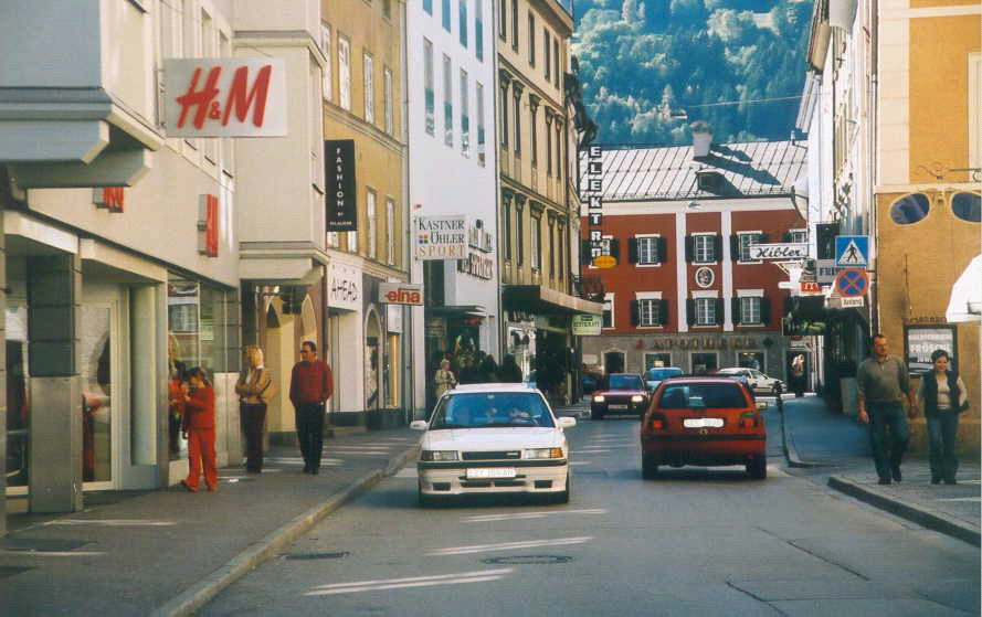 Vor der Umgestaltung fuhren t&auml;glich rund 500 Autos durch die Rosengasse. Foto: Stadt Lienz