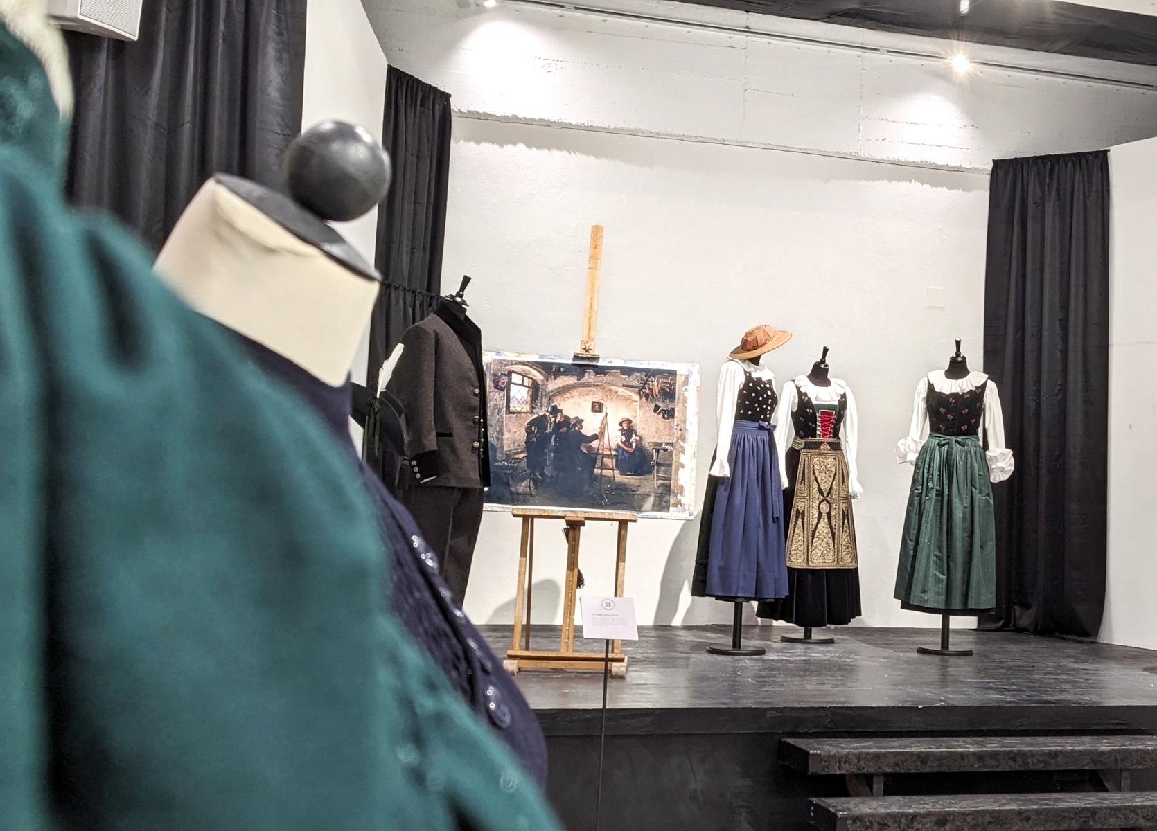 Trachtenlandschaft Osttirol &ndash; Lienzer Talboden Foto: Knorr