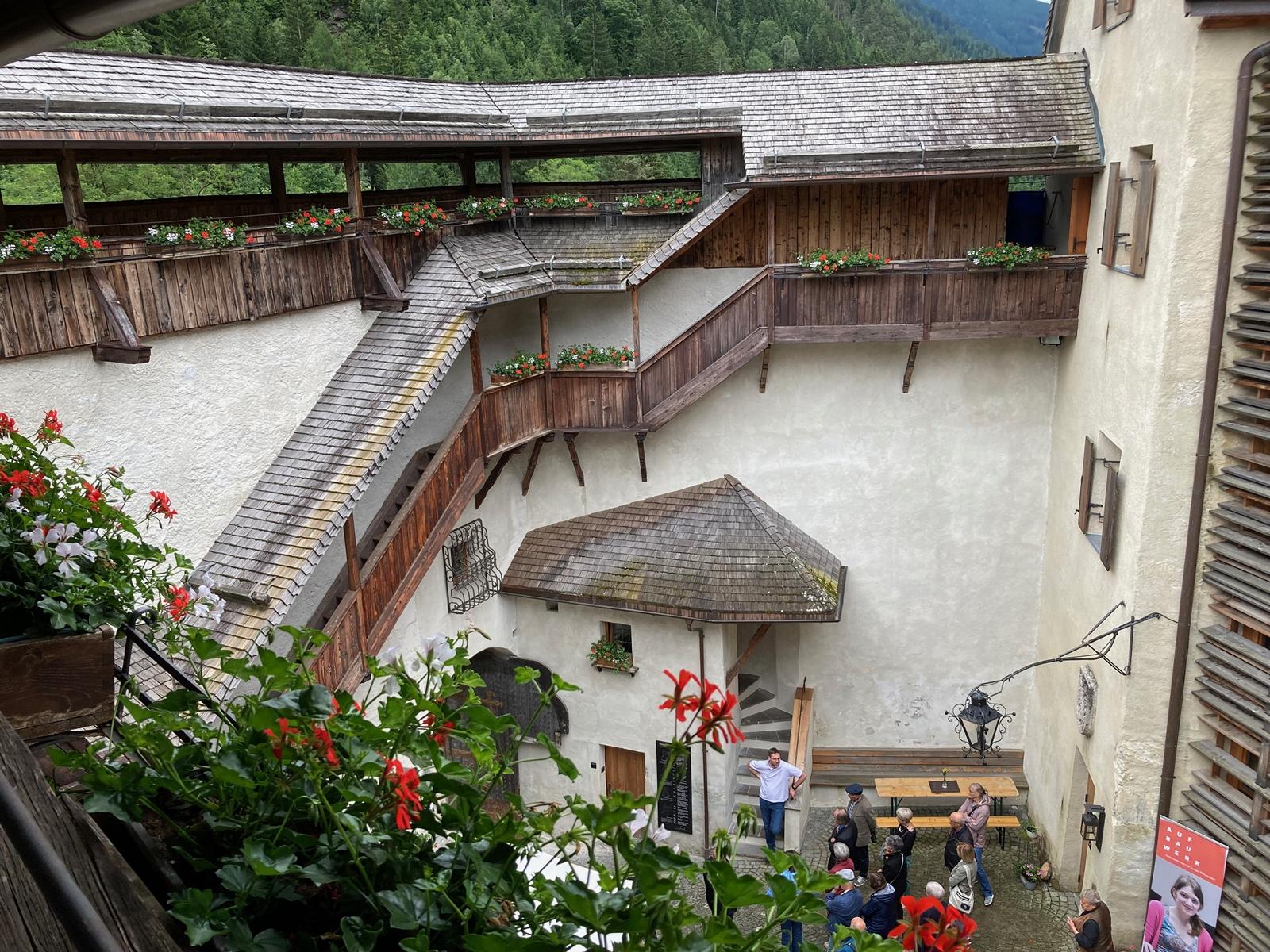 Das Interesse an den historischen F&uuml;hrungen war gro&szlig;. Foto: Stangl