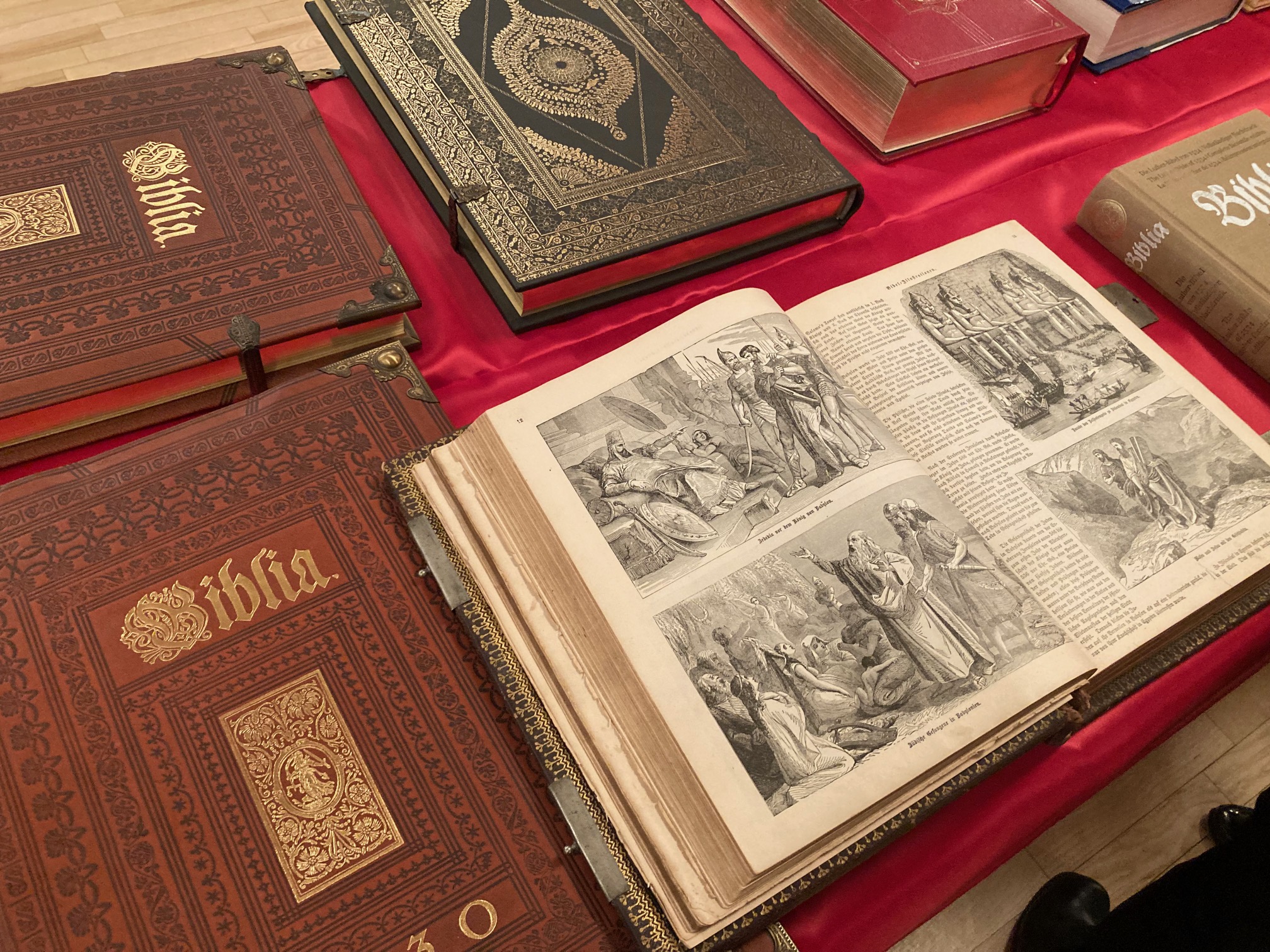 Die Ausstellung im Gemeindesaal Tristach ist am 27.1. von 10 bis 19 Uhr und am 28.1. von 9 bis 14 Uhr zug&auml;nglich. Foto: Stangl