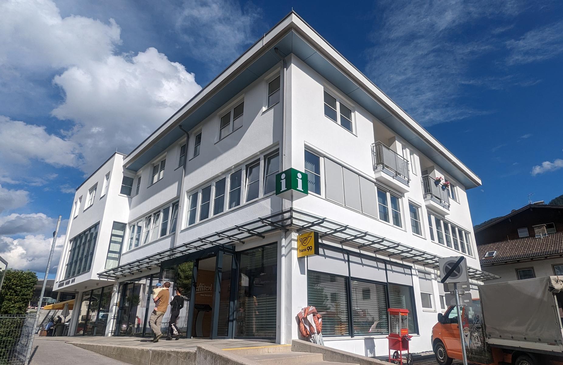 Tourismusb&uuml;ro und Post in Sillian