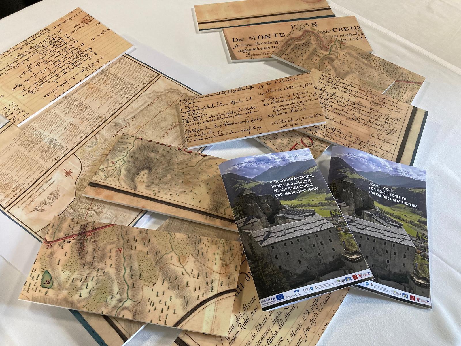 Wissensvermittlung mit Puzzle und Brosch&uuml;ren. Foto: Stangl