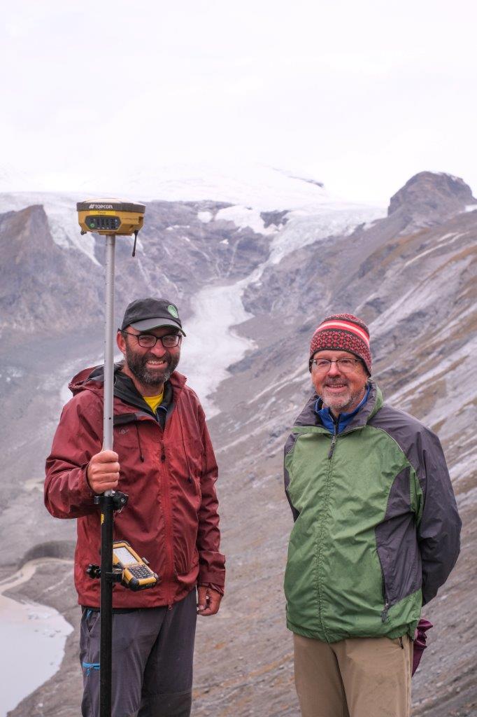 Dr. Andreas Kellerer-Pirklbauer und Dr. Gerhard Lieb, ehrenamtliche Leiter des Alpenverein-Gletschermessdienstes, t&auml;tig am Institut f&uuml;r Geographie und Raumforschung der Universit&auml;t Graz. Foto: Alpenverein/Simon Sch&ouml;pf