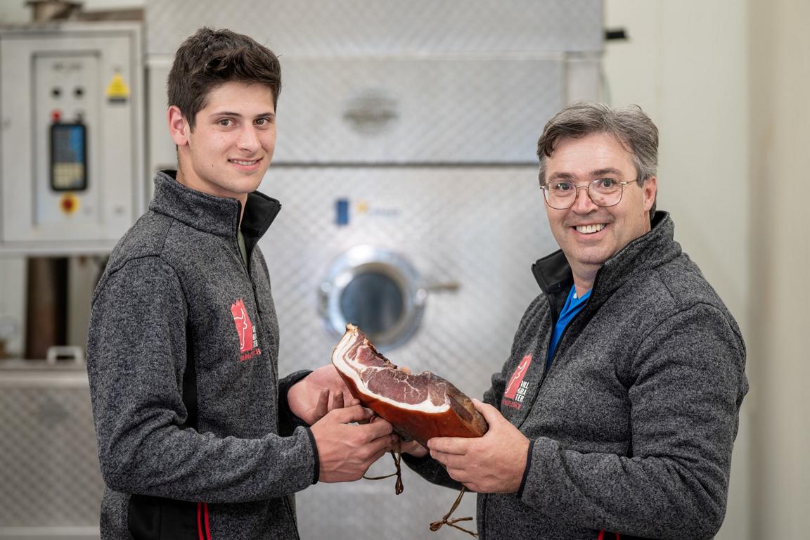 Das neue F&uuml;hrungsduo: Metzger Tristan Hofmann und Gesch&auml;ftsf&uuml;hrer Roman Kraler