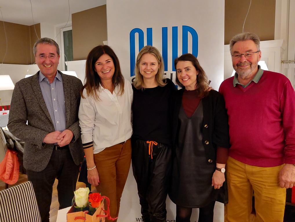 Obfrauentrio mit Vorg&auml;ngern (links im Bild Altobmann Peter Niederbacher)