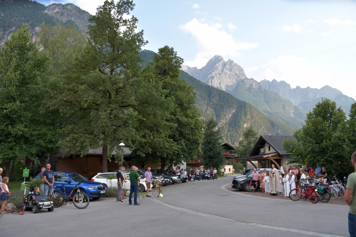 Nicht nur Autos, Traktoren u.&auml;. wurden gesegnet, sondern auch Kinderautos, Roller und Fahrr&auml;der