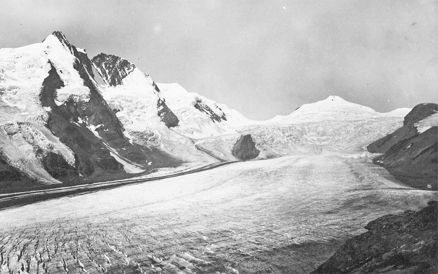 Pasterze ca. 1928. Foto: Postkarten Industrie AG Wien