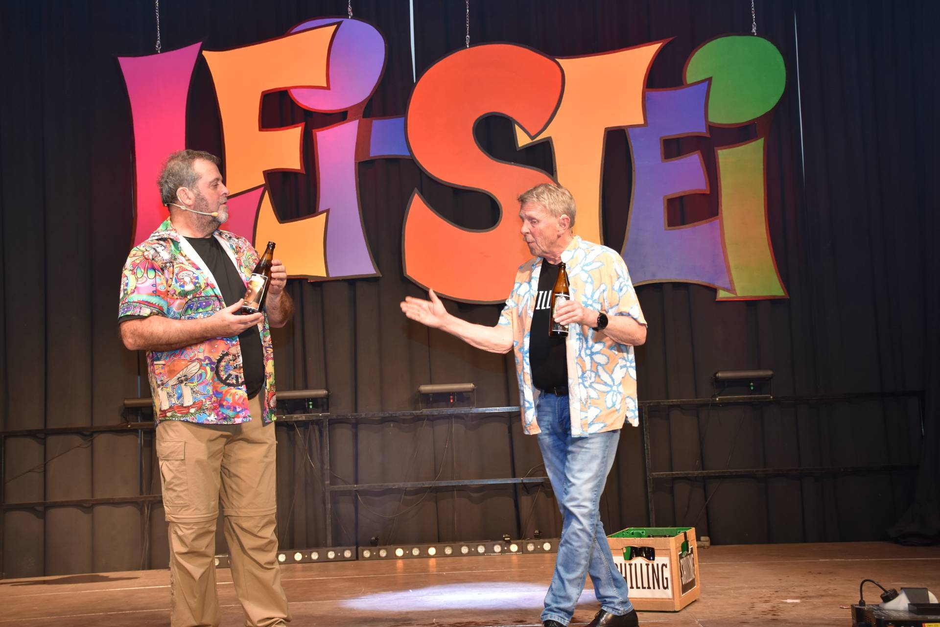 F&uuml;r Alkohol gibt es immer einen Grund, das wissen Roman Oberlojer und Thomas Fellerer.