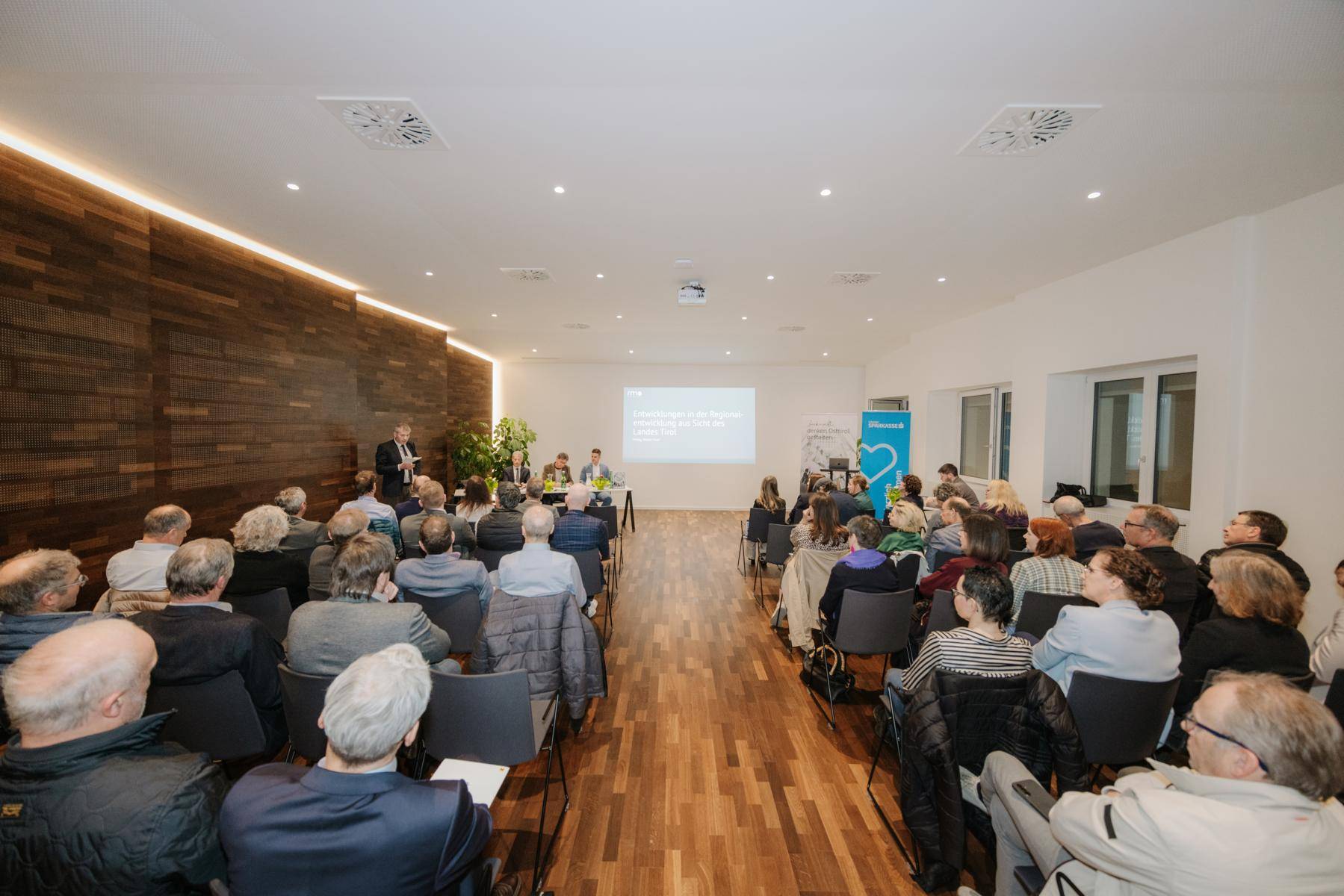 Die Generalversammlung hat im Sparkassensaal stattgefunden. Foto: RMO/Bachmann