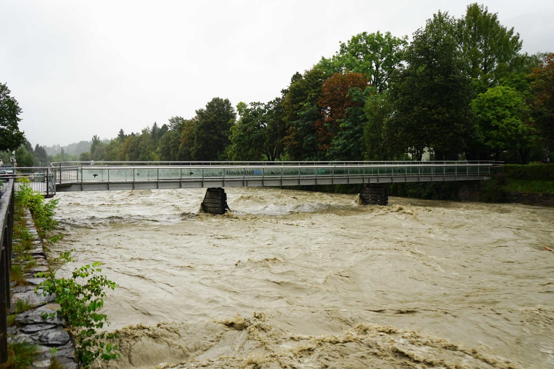 Die Isel f&uuml;hrt Hochwasser. Foto: Stadt Lienz