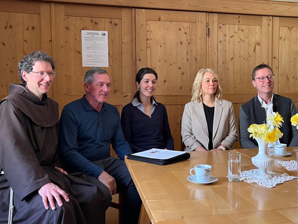 Teestube Lienz zieht nach 40 Tagen erfolgreich Bilanz