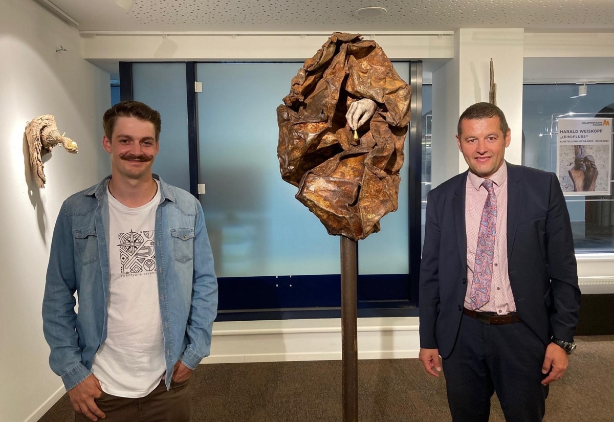 Virger Bildhauer macht aus Metallm&uuml;ll Kunst mit Botschaft 