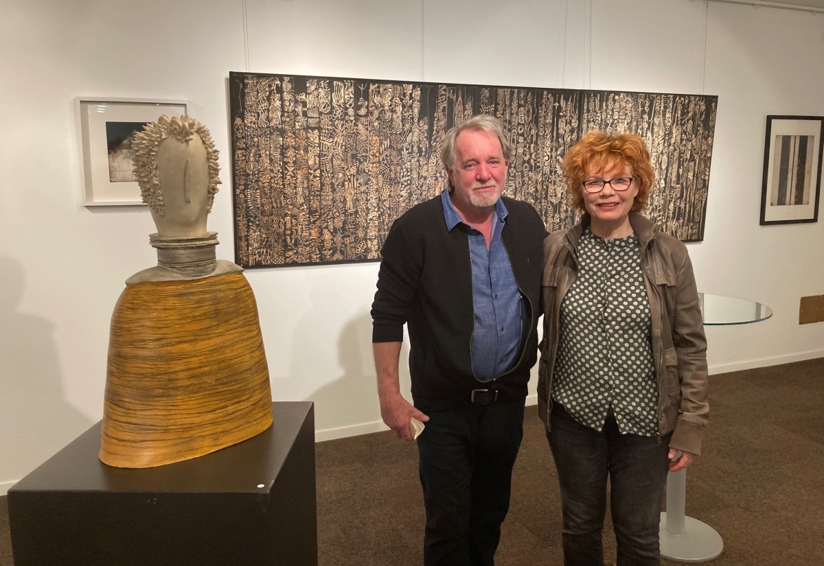 Radierungen und Keramik in der Dolomitenbank-Galerie Lienz