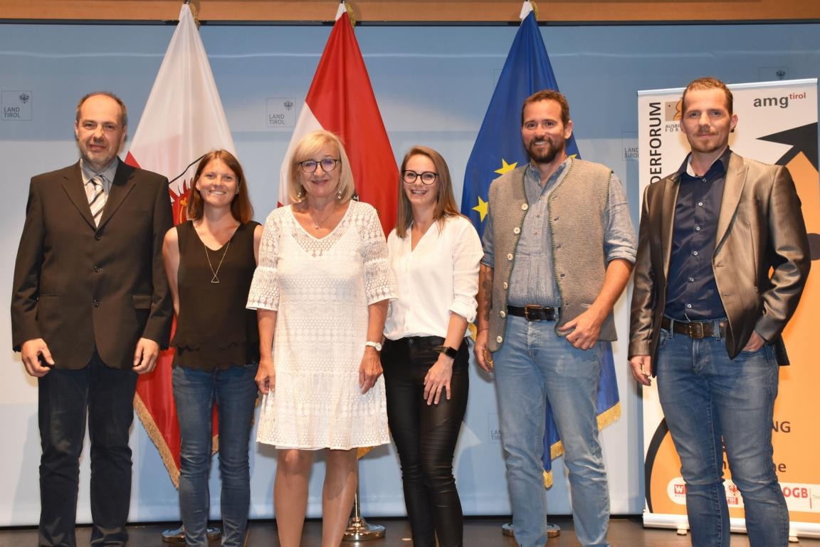 AusbilderInnen mit Weiterbildungspass ausgezeichnet