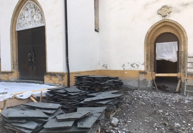 Neuer Vorplatz f&uuml;r Pfarrkirche St. Andr&auml;