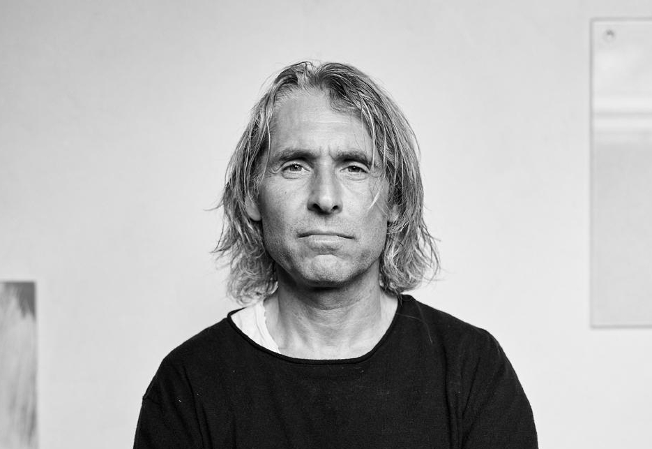 &bdquo;Die K&auml;seglocke geistiger Bevormundung sitzt in den K&ouml;pfen&ldquo; (Peter Raneburger)