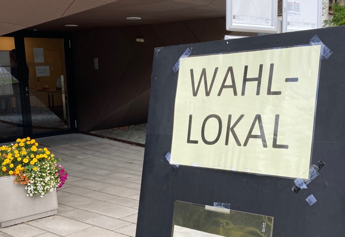 Alexander Van der Bellen bleibt Bundespr&auml;sident