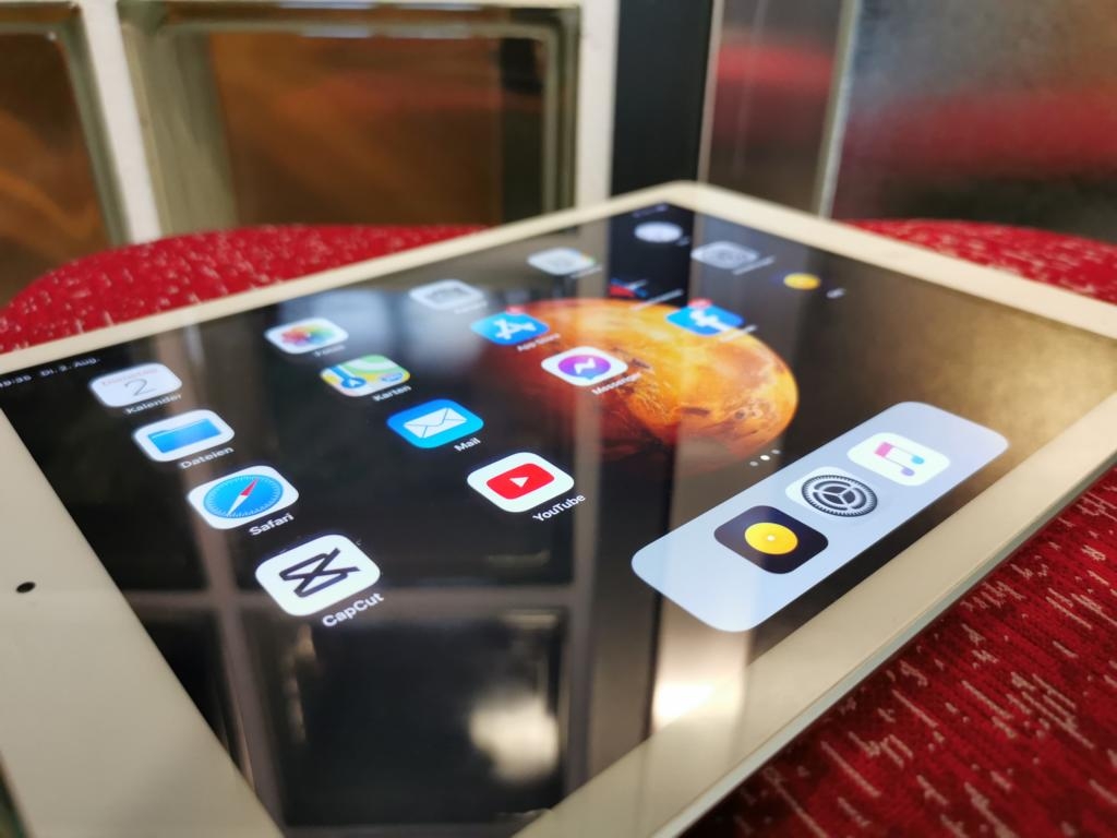 E-Medien: Kinderbuch, Ratgeber oder Krimi gef&auml;llig?