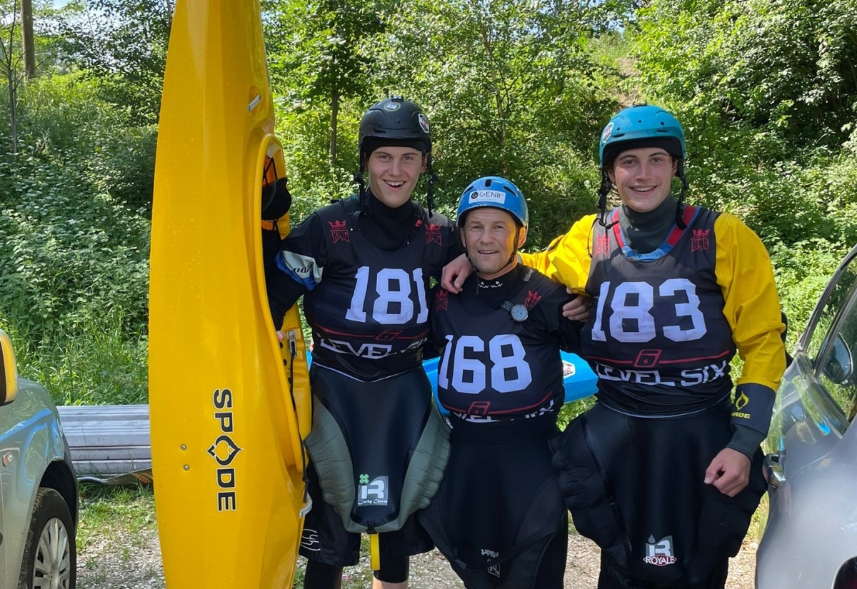 Osttiroler Kajak-Paddler bei "King of the Alps" am Stockerl