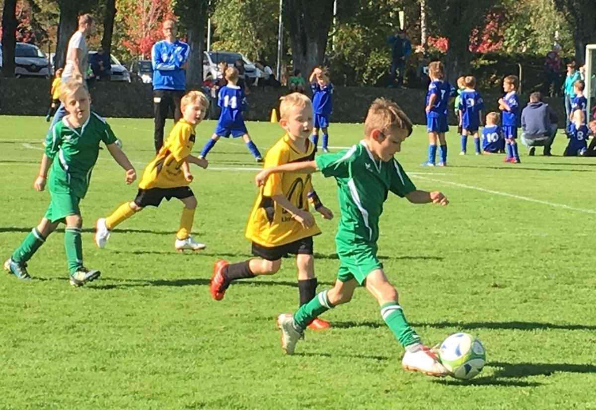 Sichtungstermine in Lienz: junge Fu&szlig;ball-Talente gesucht