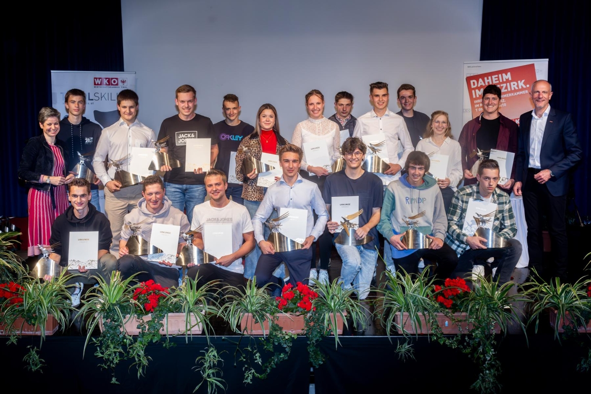 Wirtschaftskammer feiert ausgezeichnete Lehrlinge