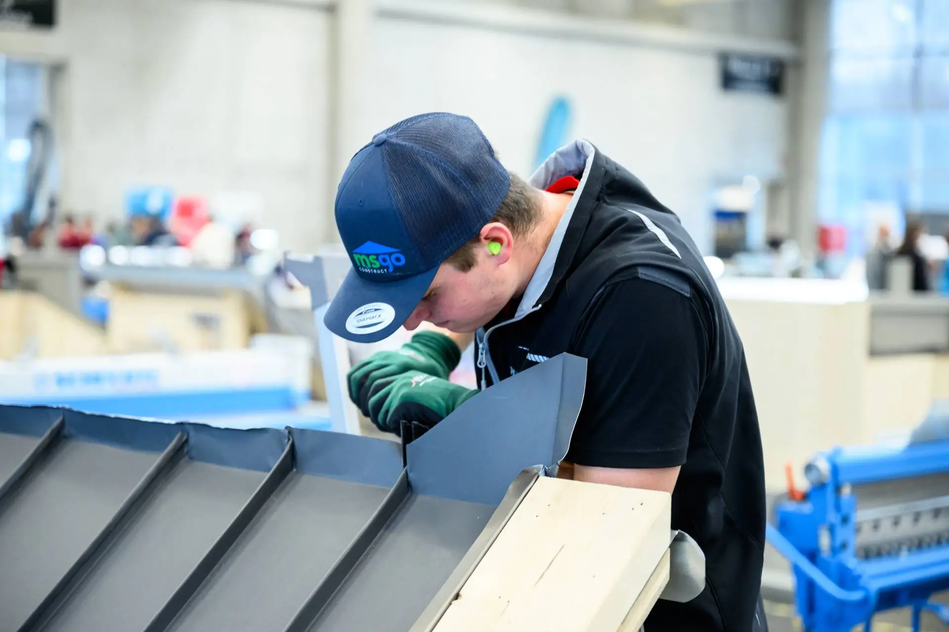 „Goldjunge“ Raphael Feichtinger aus Millstatt holte sich als Dachdecker die Goldene.