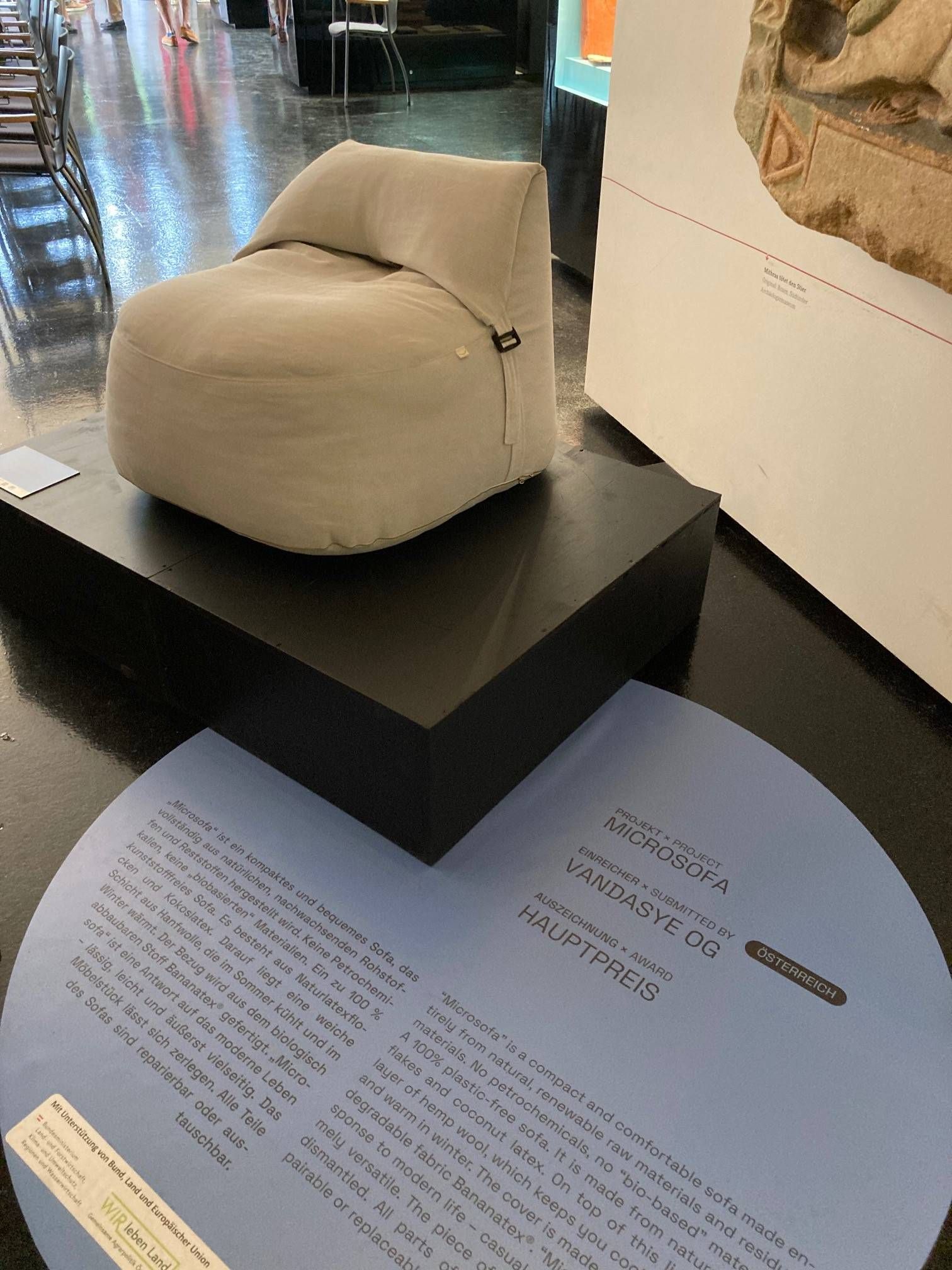 Hauptpreis f&uuml;r Vandasye Og (Microsofa). Foto: Stangl