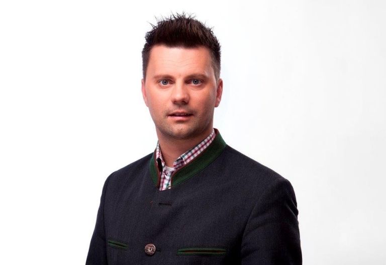 Webhofer: &bdquo;Weiterarbeiten und f&uuml;r uns da sein&ldquo;