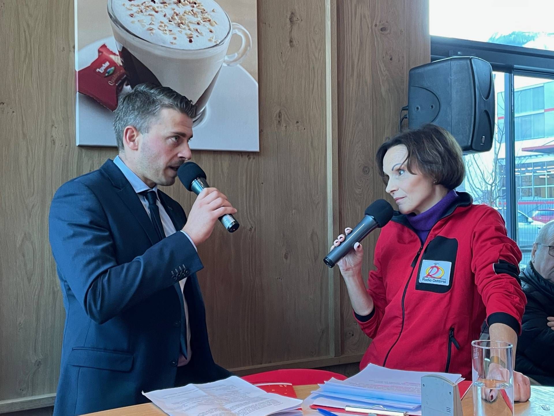 Alexander Eisath im Gespr&auml;ch mit Lisa Podesser