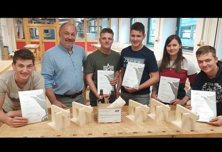 Osttiroler bei Tischler-Landeslehrlingswettbewerb