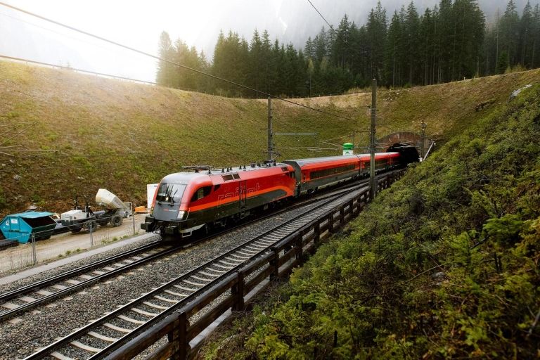 Lange Sperre des Tauernbahn-Tunnels ab November 2024