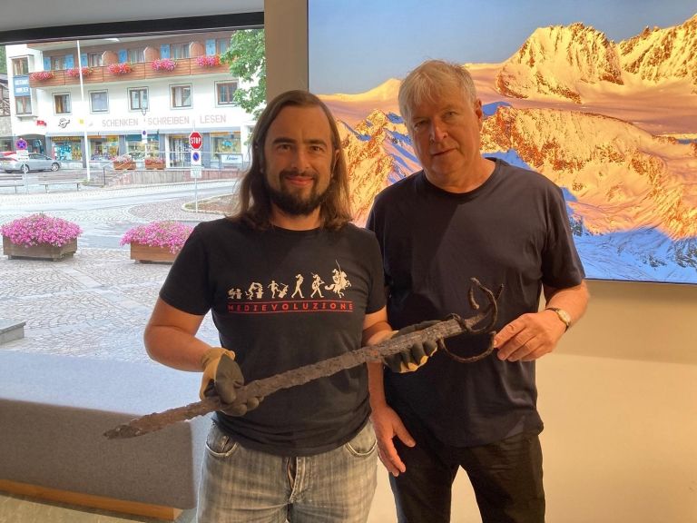 500 Jahre altes Schwert macht Osttiroler Geschichte lebendig