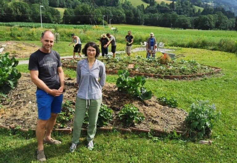 Es bl&uuml;ht und gedeiht schon im Gemeinschaftsgarten
