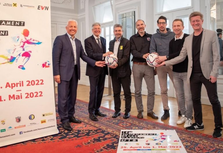 Internationaler Fu&szlig;ball-Nachwuchs im K&auml;rntner Gailtal