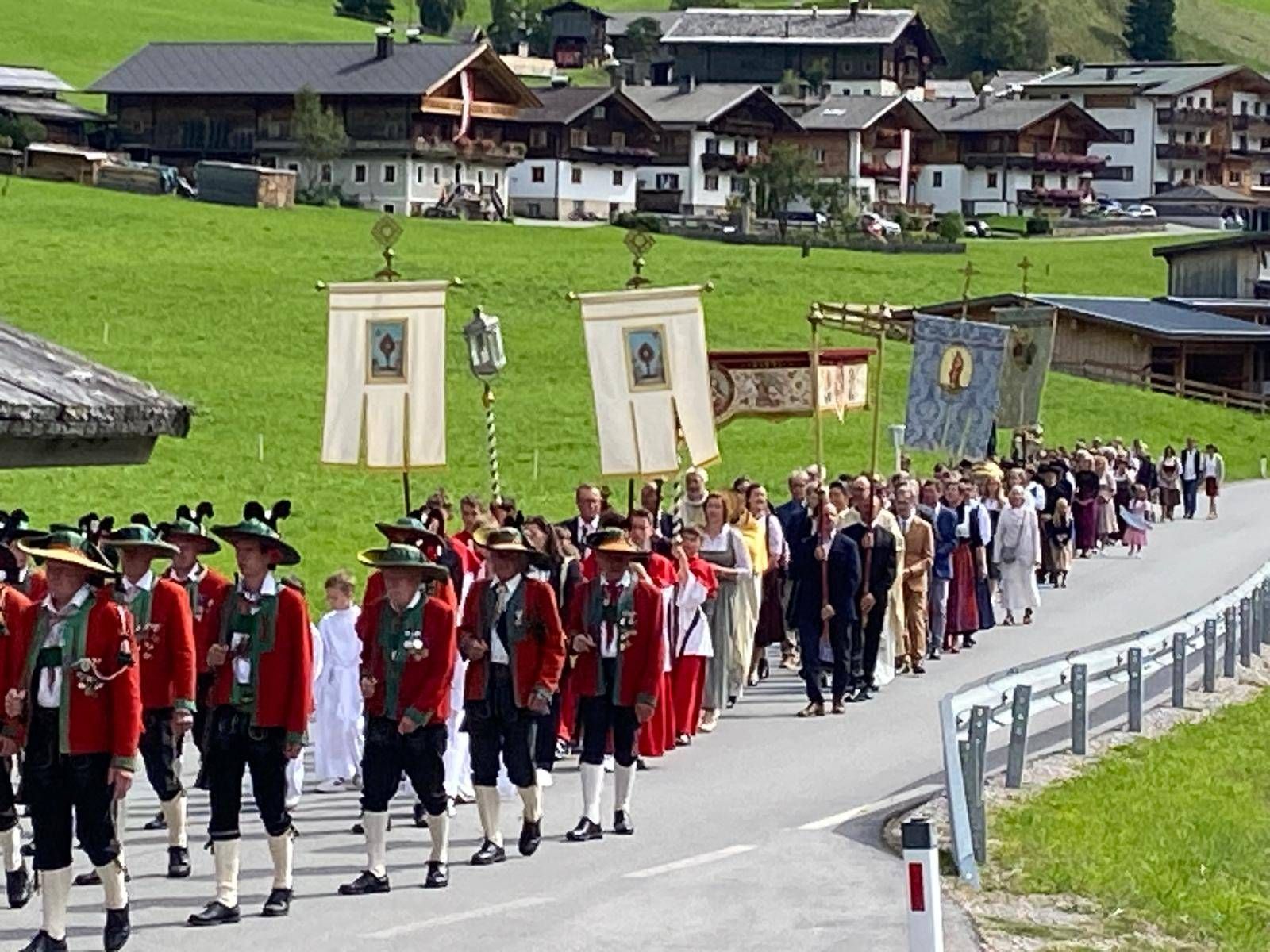 Schutzengelprozession am Sonntag in Innervillgraten. Foto: Niederkofler